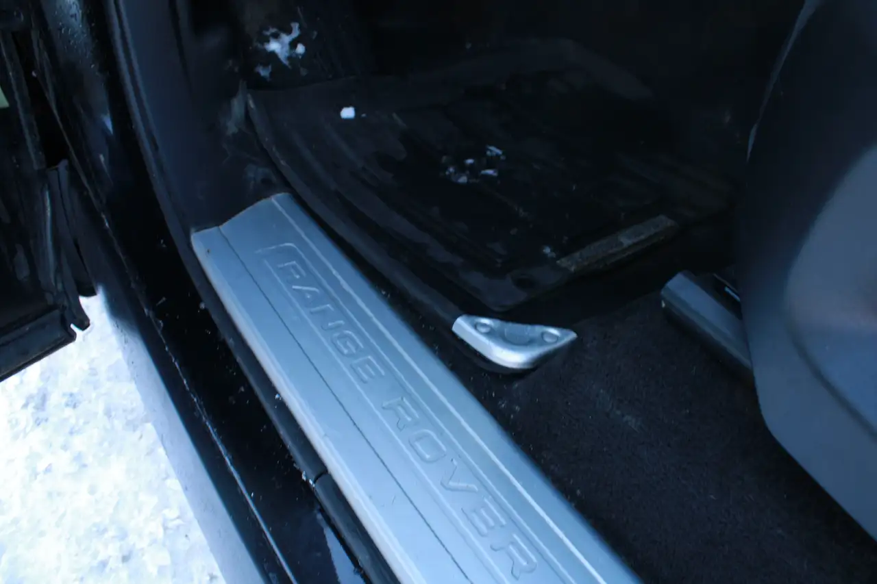 Land Rover Range Rover Sport снимка Land Rover Range Rover Sport
