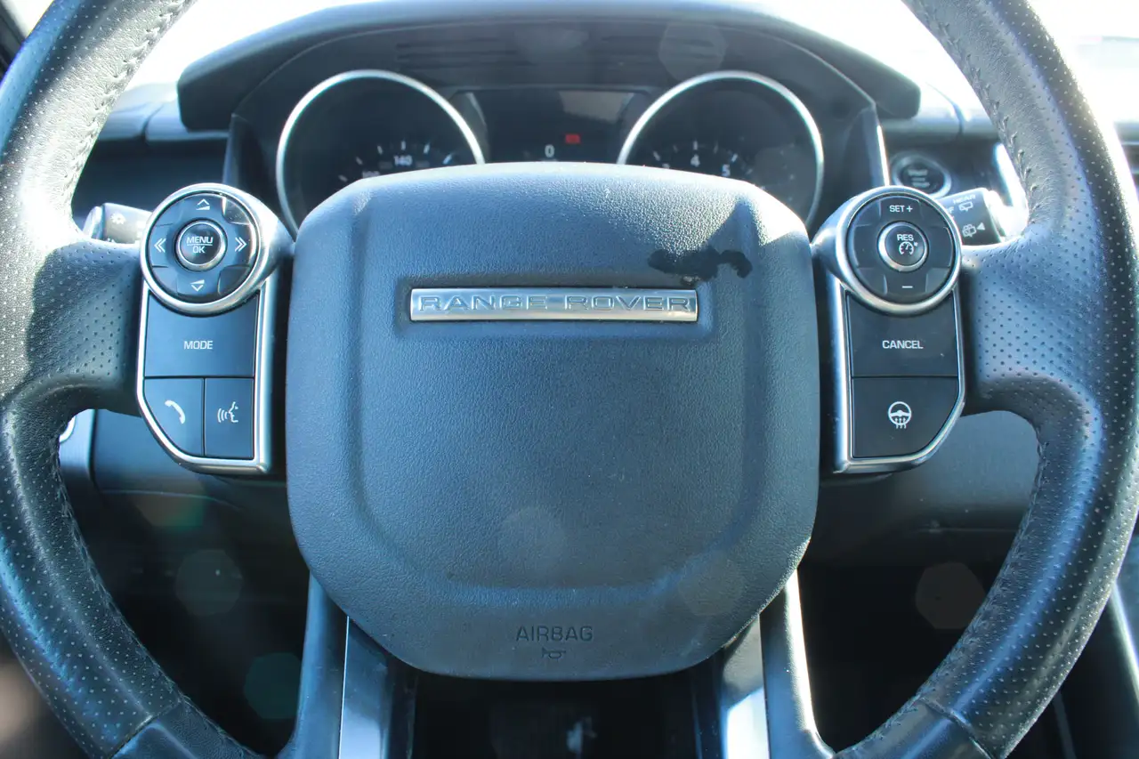 Land Rover Range Rover Sport снимка Land Rover Range Rover Sport