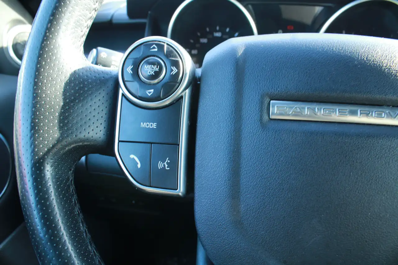 Land Rover Range Rover Sport снимка Land Rover Range Rover Sport
