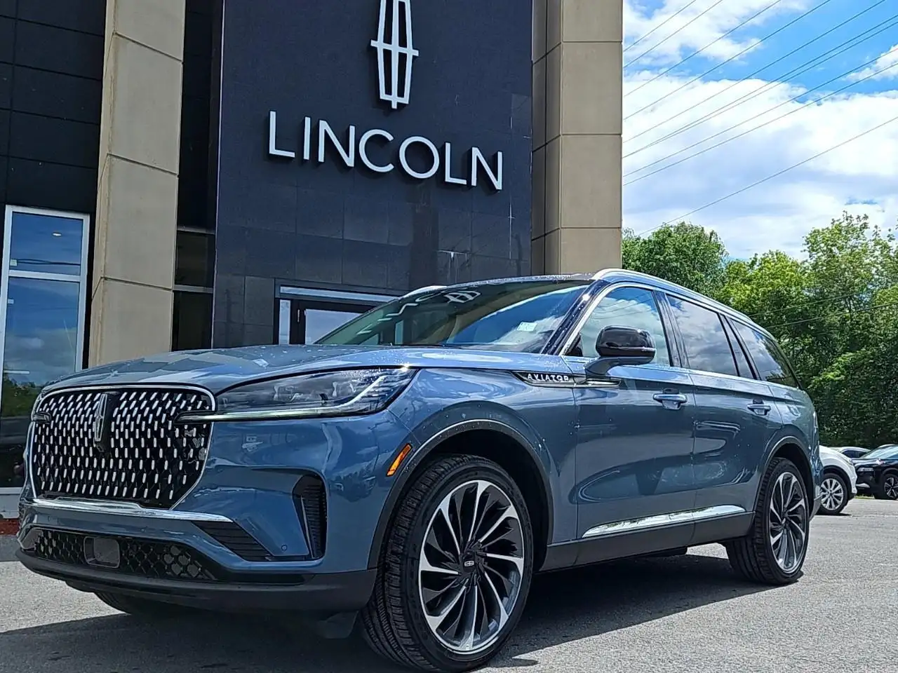 2026 Lincoln Aviator