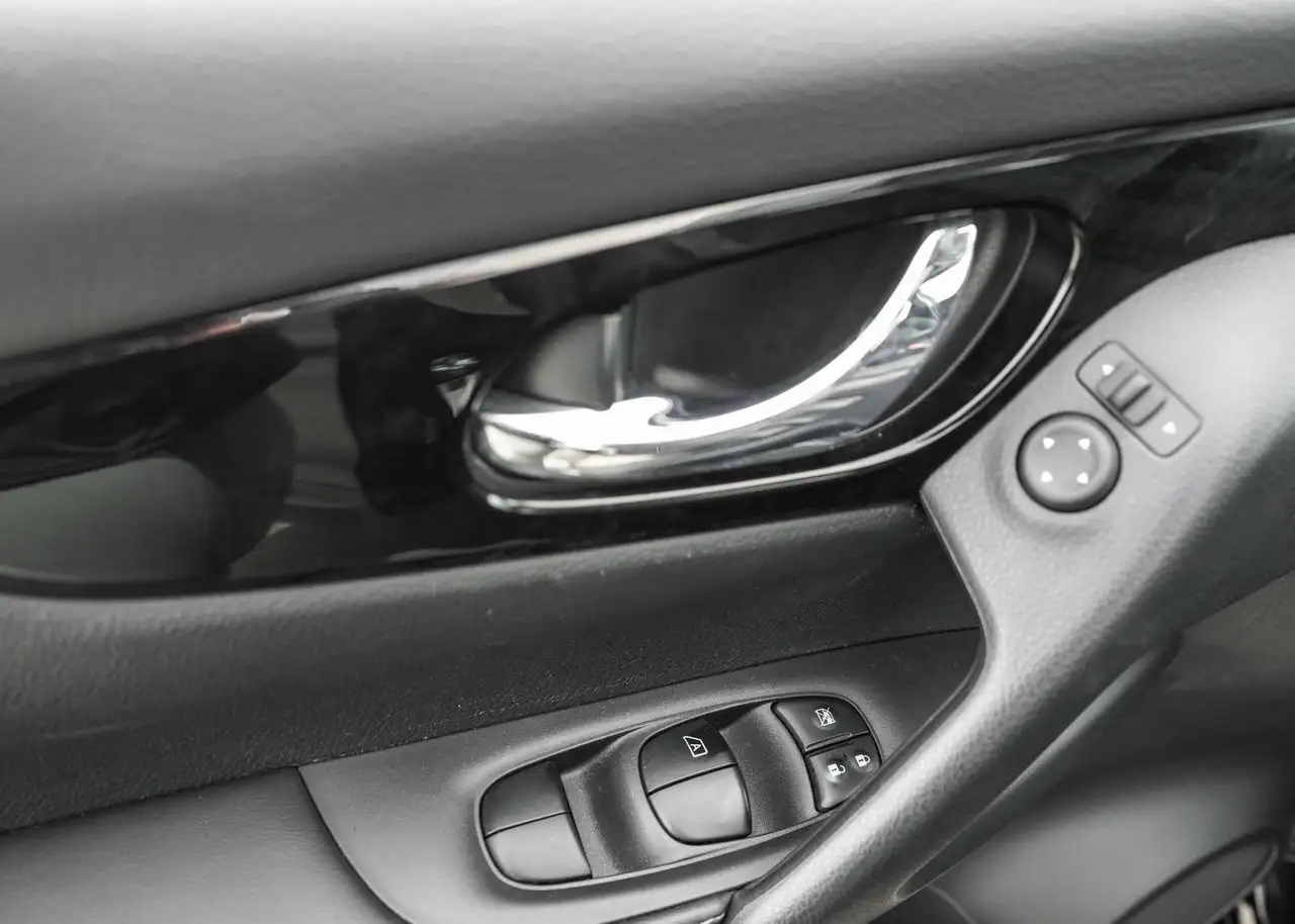 Nissan Qashqai photo Nissan Qashqai