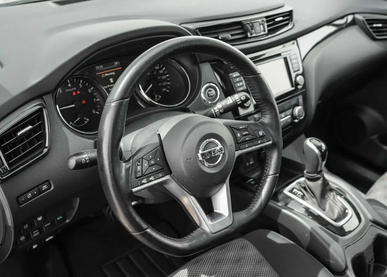 Nissan Qashqai photo Nissan Qashqai