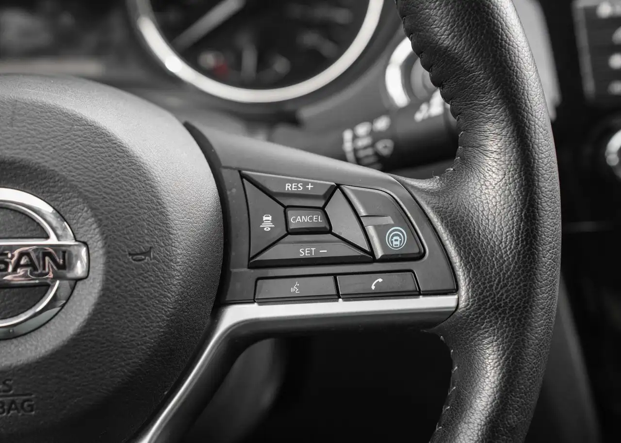 Nissan Qashqai photo Nissan Qashqai
