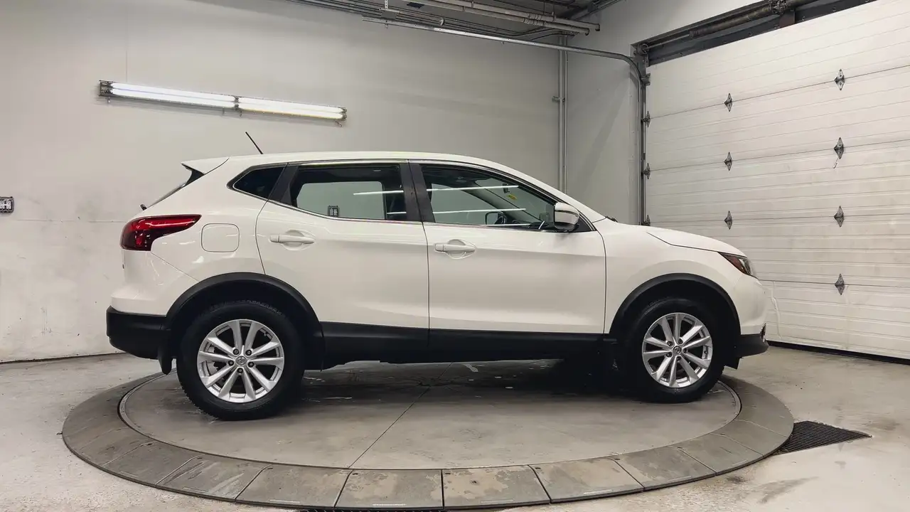 Nissan Qashqai photo Nissan Qashqai