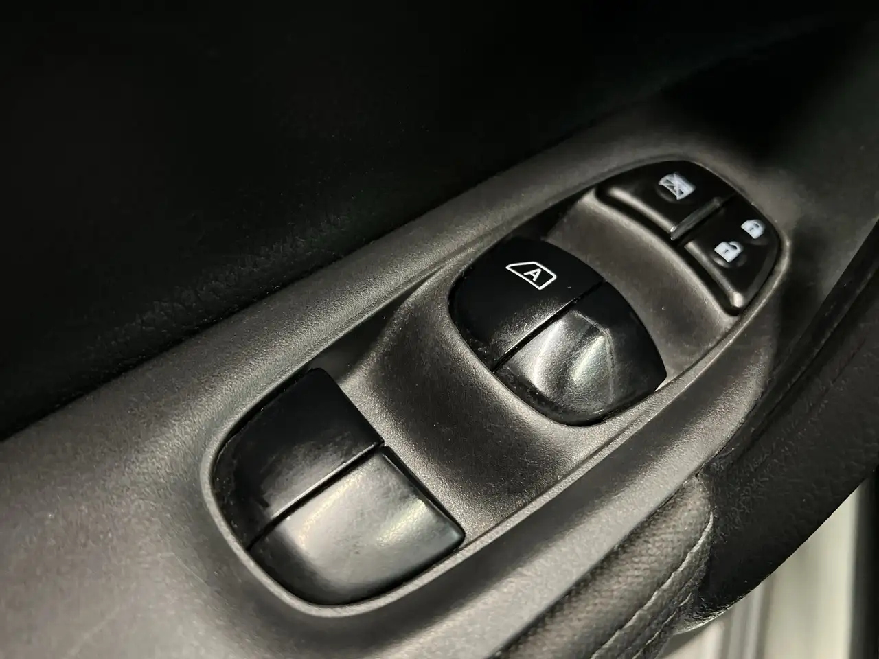 Nissan Qashqai photo Nissan Qashqai
