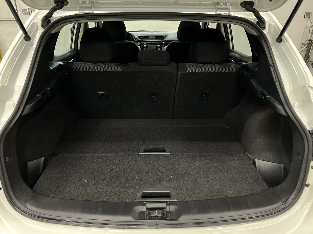 Nissan Qashqai photo Nissan Qashqai