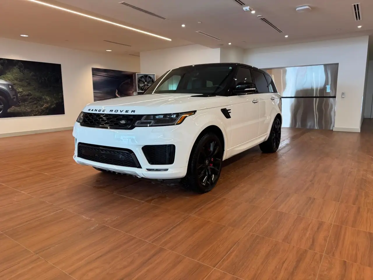 Land Rover Range Rover Sport photo Land Rover Range Rover Sport