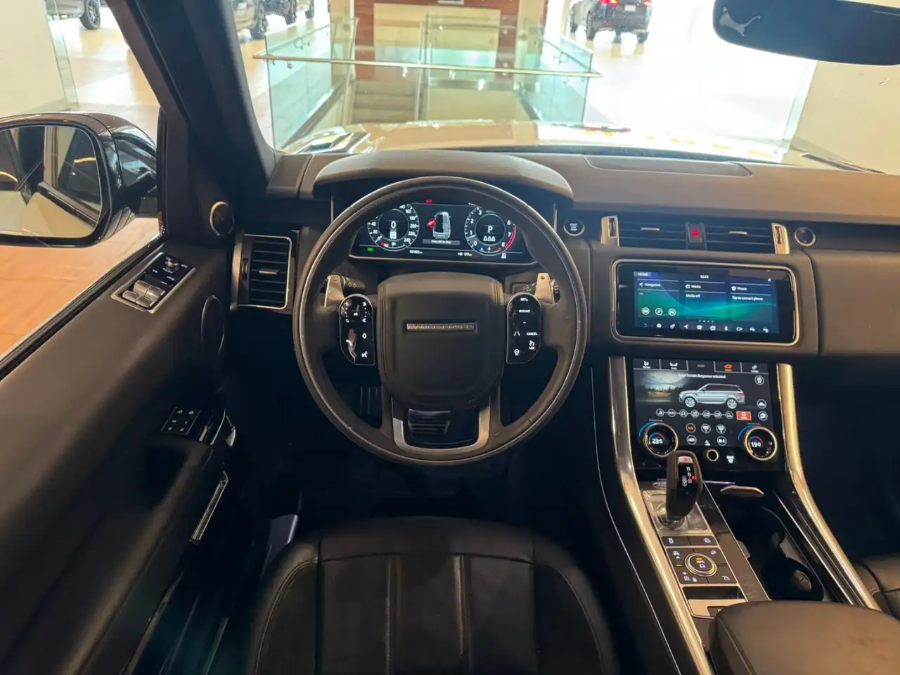 Land Rover Range Rover Sport photo Land Rover Range Rover Sport