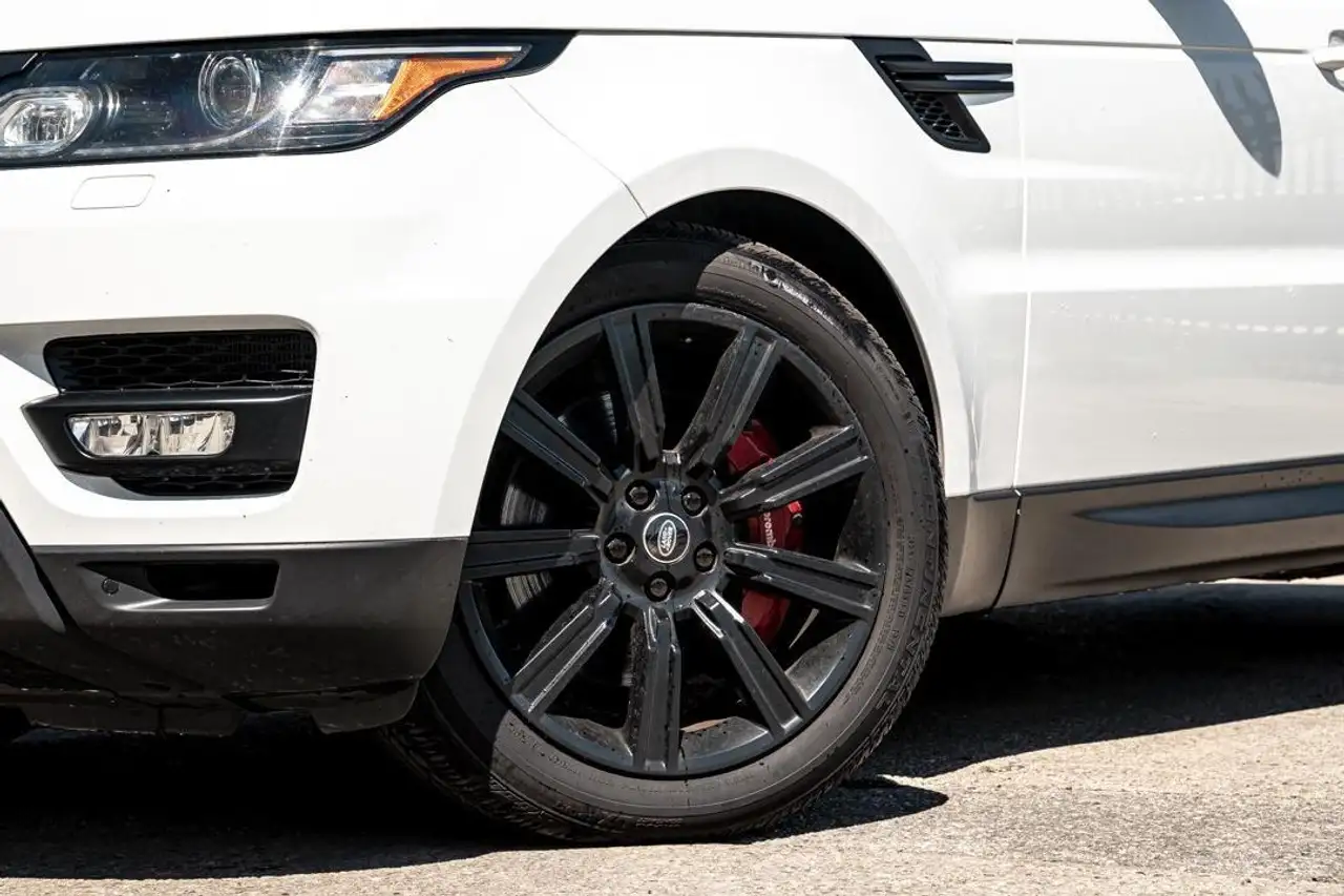 Land Rover Range Rover Sport снимка Land Rover Range Rover Sport
