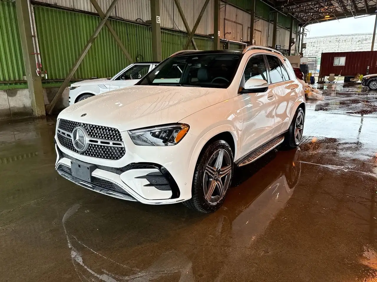 Mercedes-Benz GLE снимка Mercedes-Benz GLE