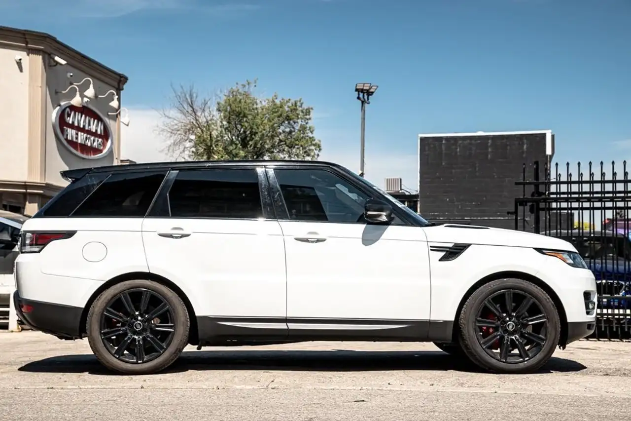 Land Rover Range Rover Sport снимка Land Rover Range Rover Sport
