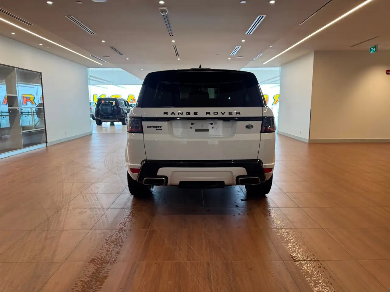 Land Rover Range Rover Sport photo Land Rover Range Rover Sport
