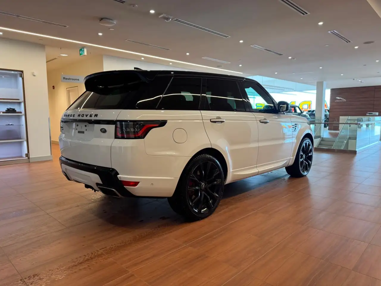 Land Rover Range Rover Sport photo Land Rover Range Rover Sport