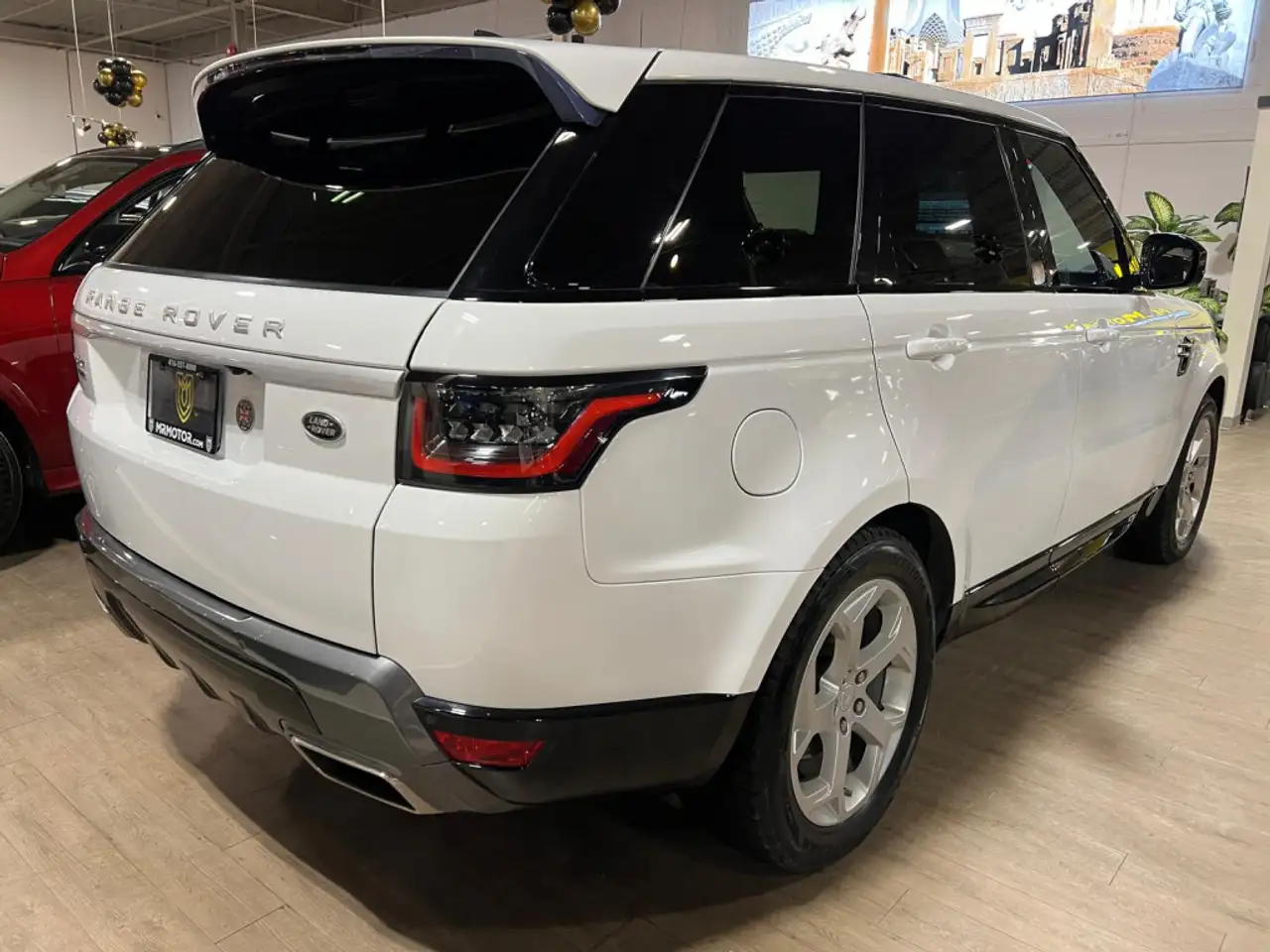 Land Rover Range Rover Sport снимка Land Rover Range Rover Sport