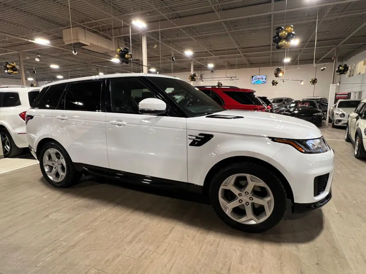 Land Rover Range Rover Sport снимка Land Rover Range Rover Sport