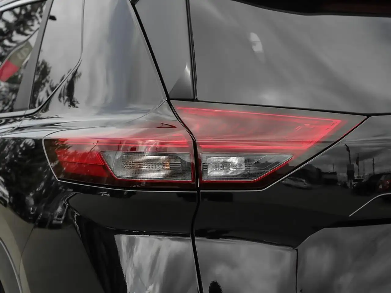 Nissan Rogue photo Nissan Rogue