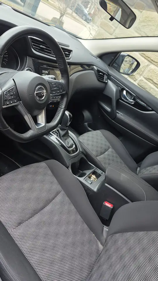 Nissan Qashqai photo Nissan Qashqai