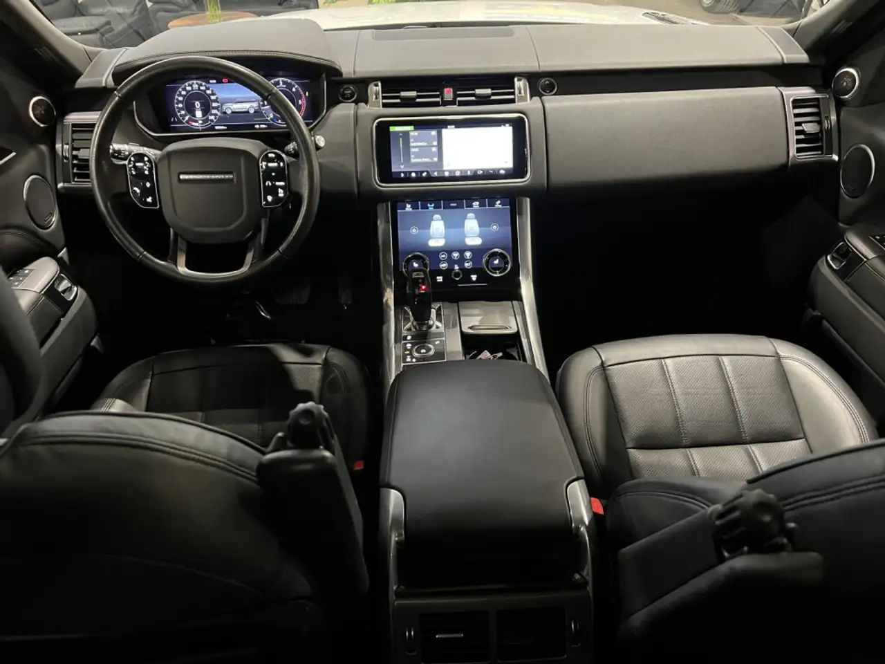 Land Rover Range Rover Sport снимка Land Rover Range Rover Sport