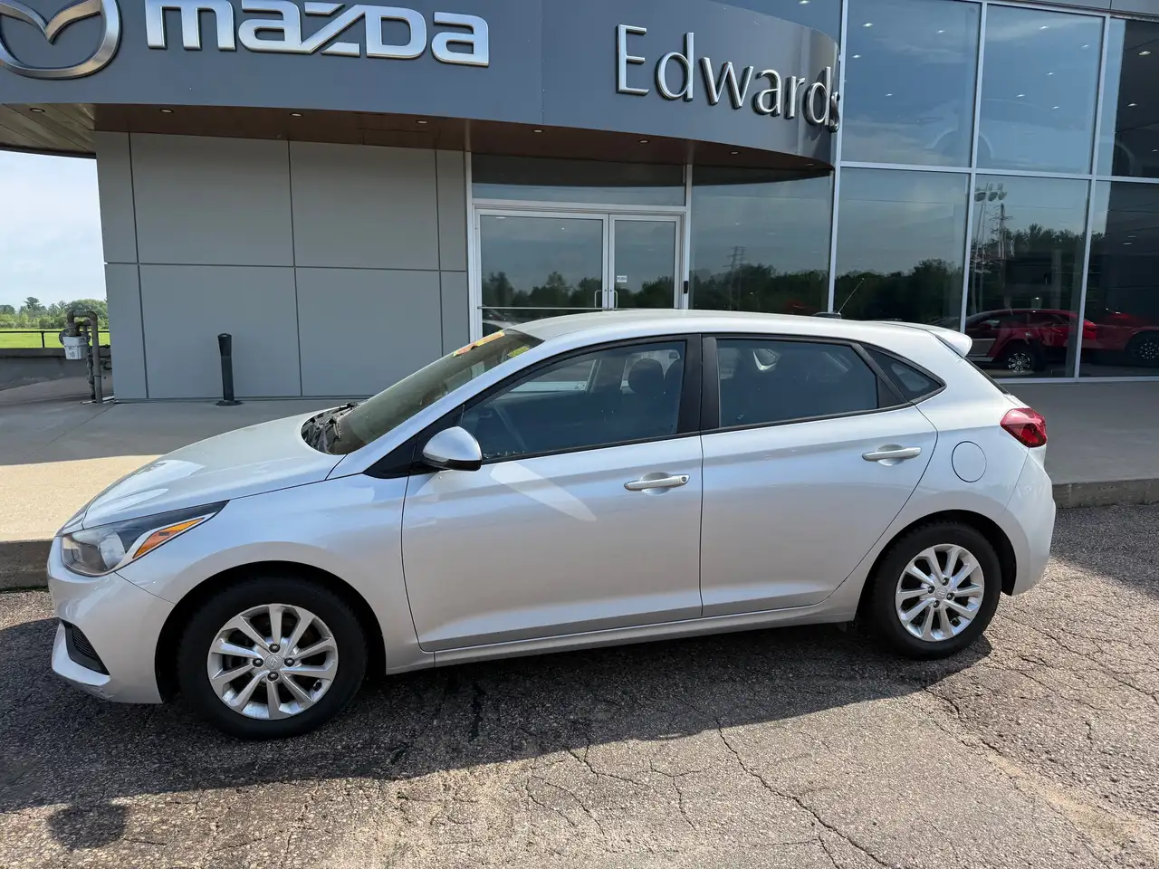 Hyundai ACCENT снимка Hyundai ACCENT