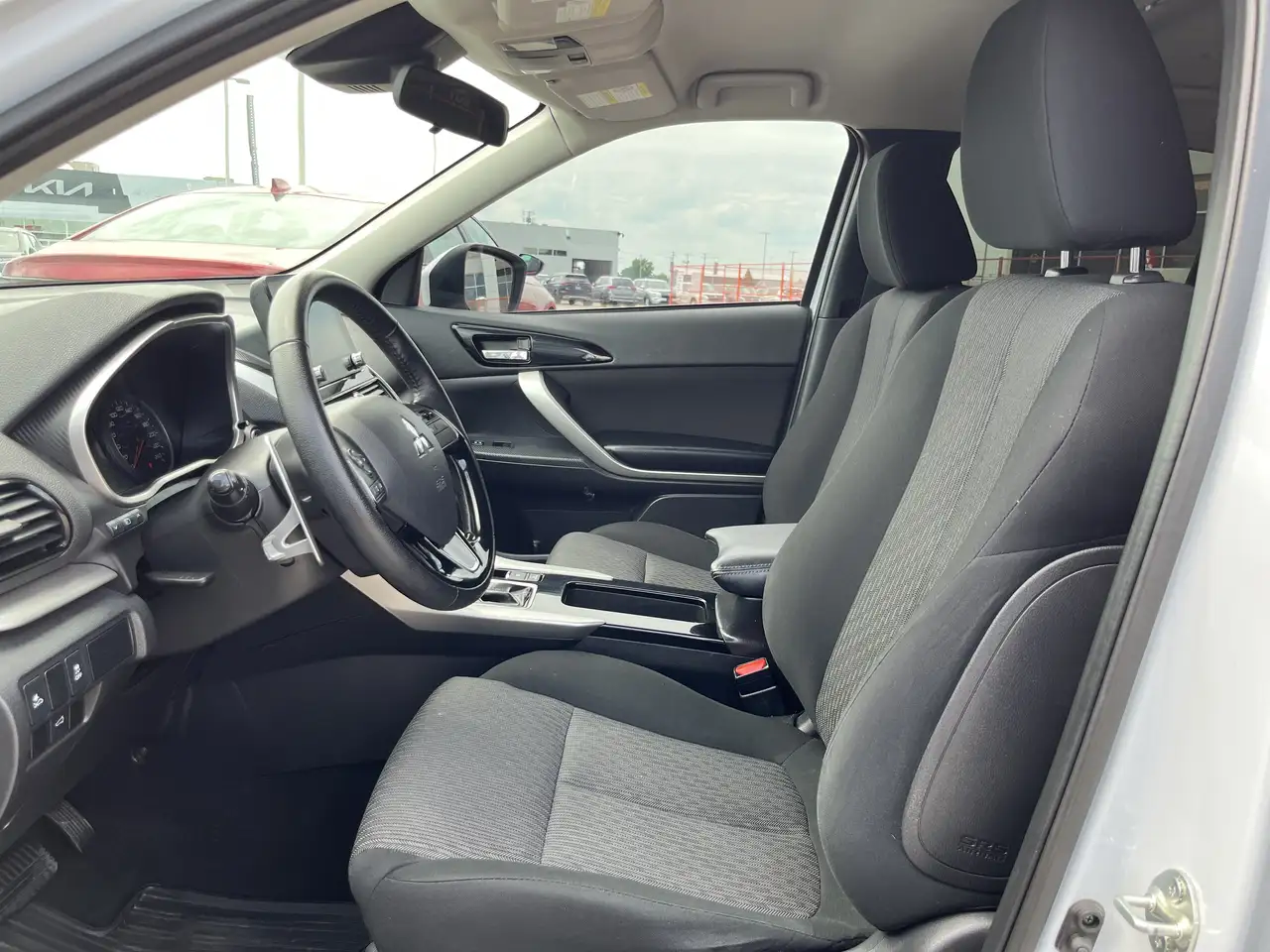Mitsubishi Eclipse Cross photo Mitsubishi Eclipse Cross