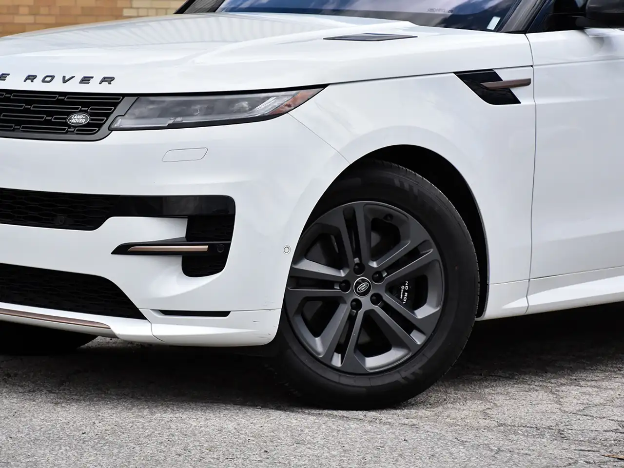 Land Rover Range Rover Sport снимка Land Rover Range Rover Sport