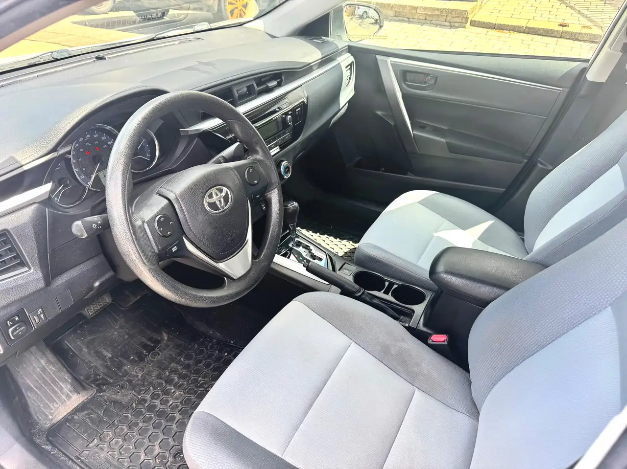 Toyota Corolla снимка Toyota Corolla