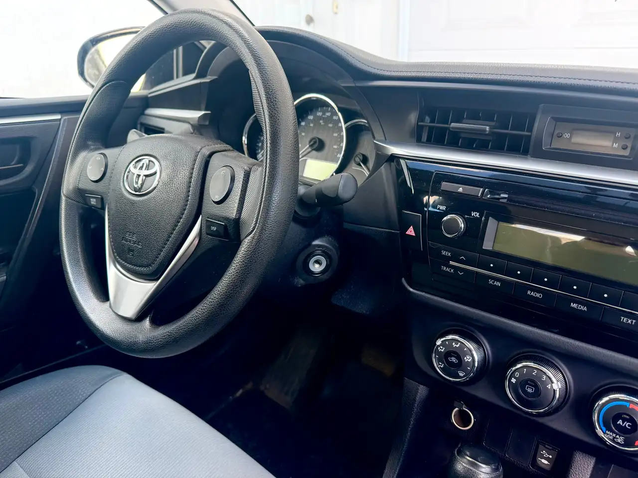 Toyota Corolla снимка Toyota Corolla