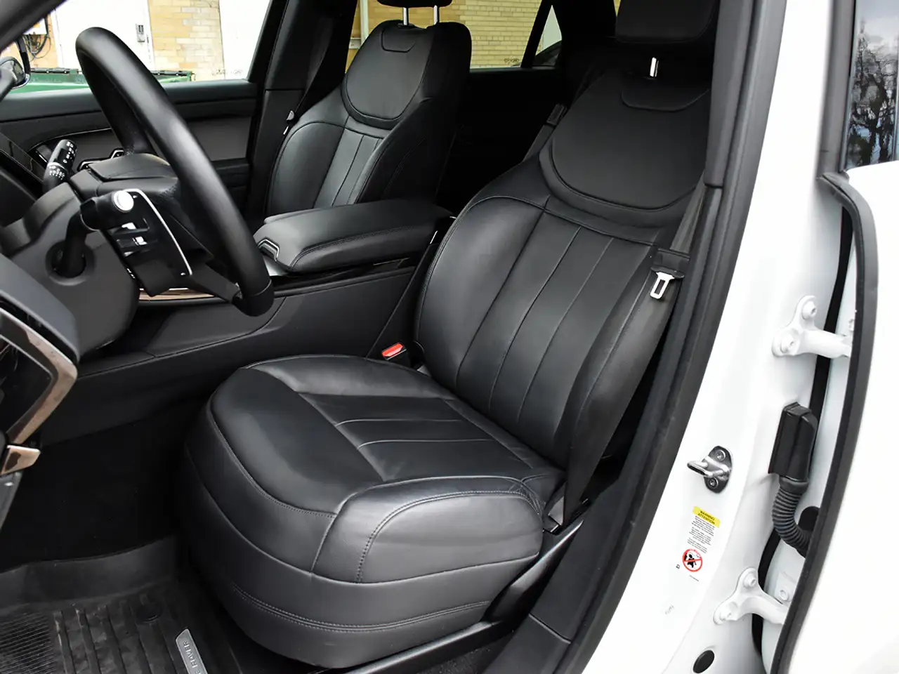 Land Rover Range Rover Sport снимка Land Rover Range Rover Sport