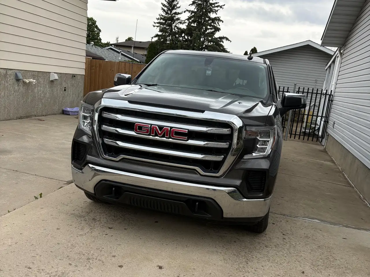 GMC 1500 photo GMC 1500