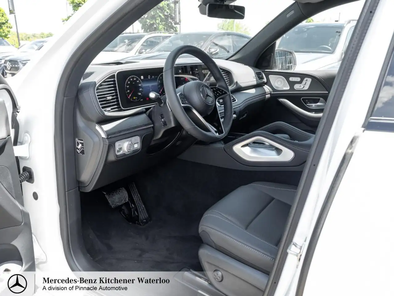 Mercedes-Benz GLE снимка Mercedes-Benz GLE