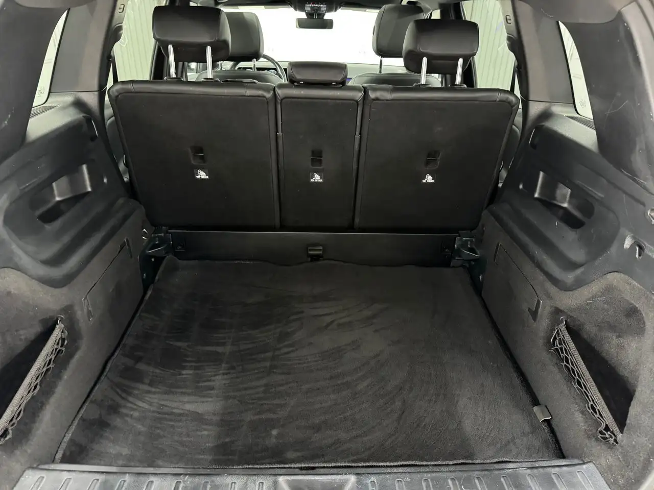 Mercedes-Benz GLB photo Mercedes-Benz GLB