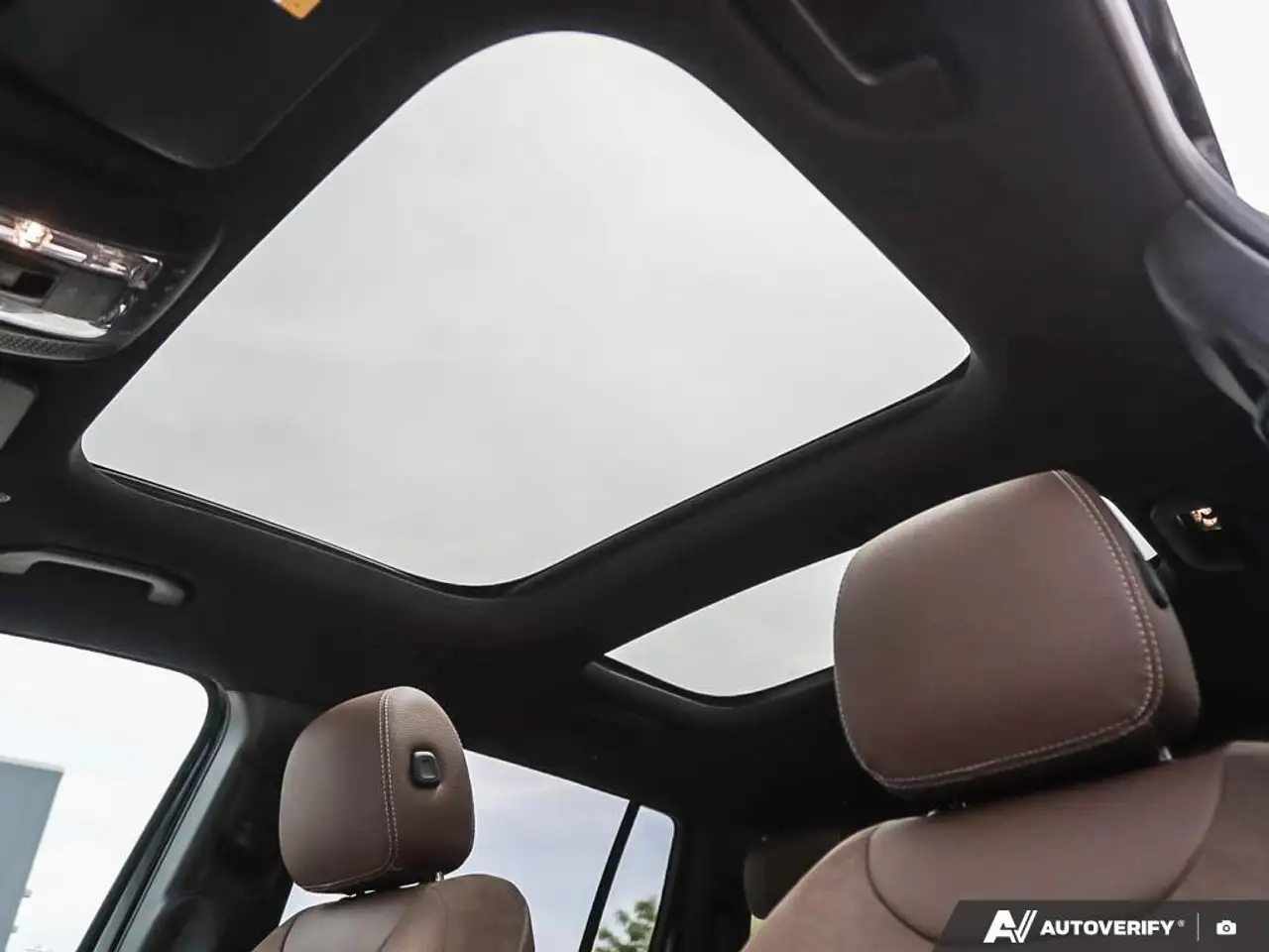 Mercedes-Benz GLB fotografie Mercedes-Benz GLB