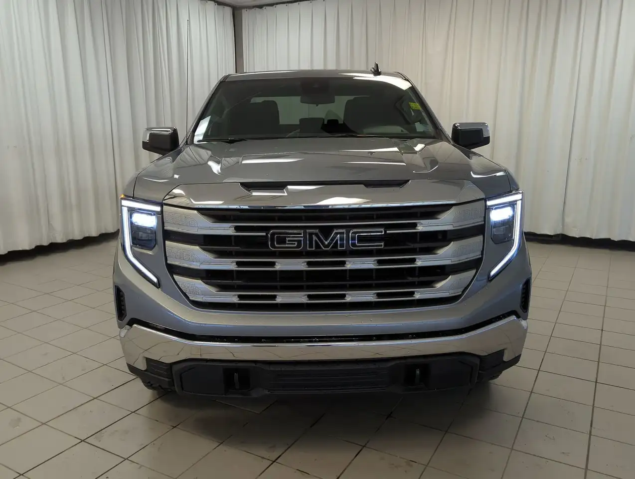 GMC Sierra 1500 photo GMC Sierra 1500