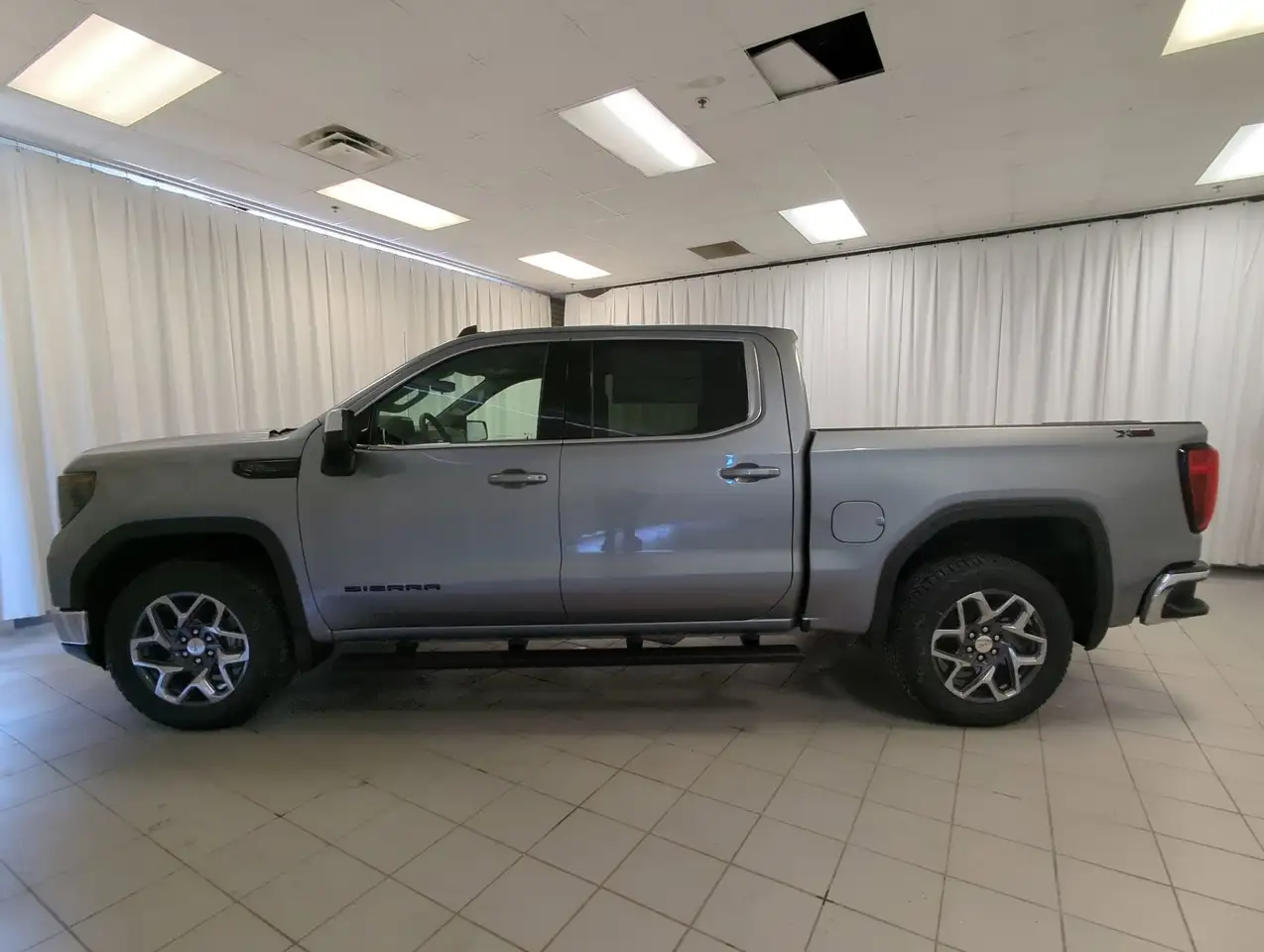 GMC Sierra 1500 photo GMC Sierra 1500