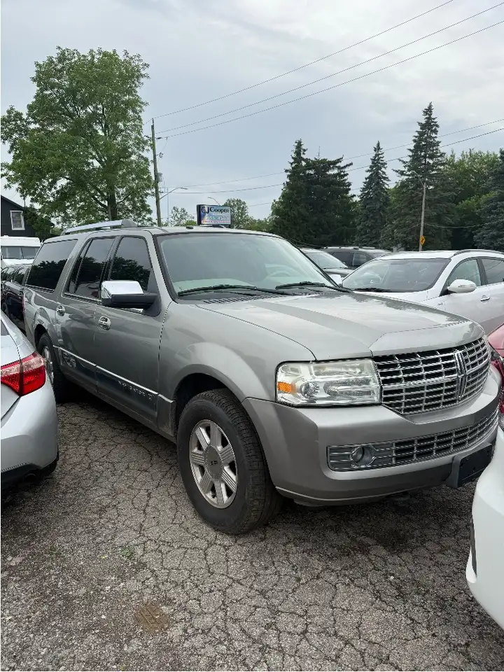 2008 Lincoln Navigator