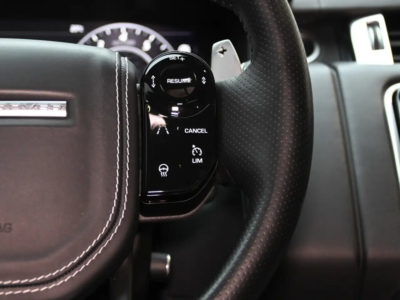 Land Rover Range Rover Sport снимка Land Rover Range Rover Sport