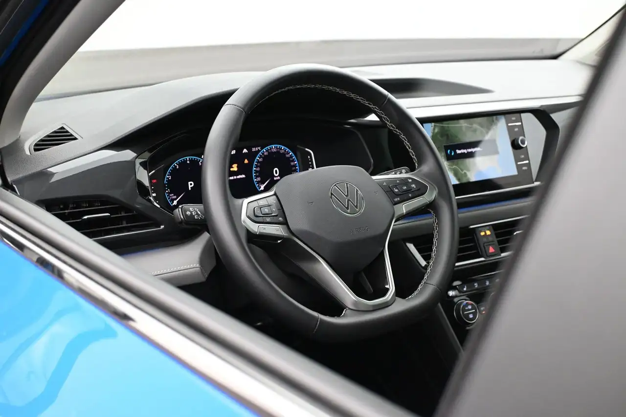 Volkswagen Taos снимка Volkswagen Taos