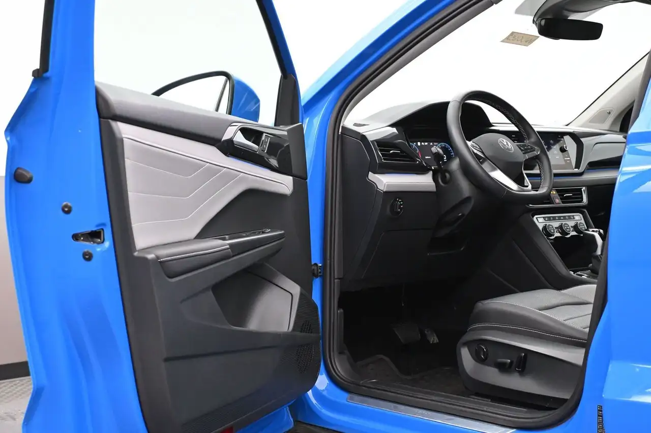 Volkswagen Taos снимка Volkswagen Taos