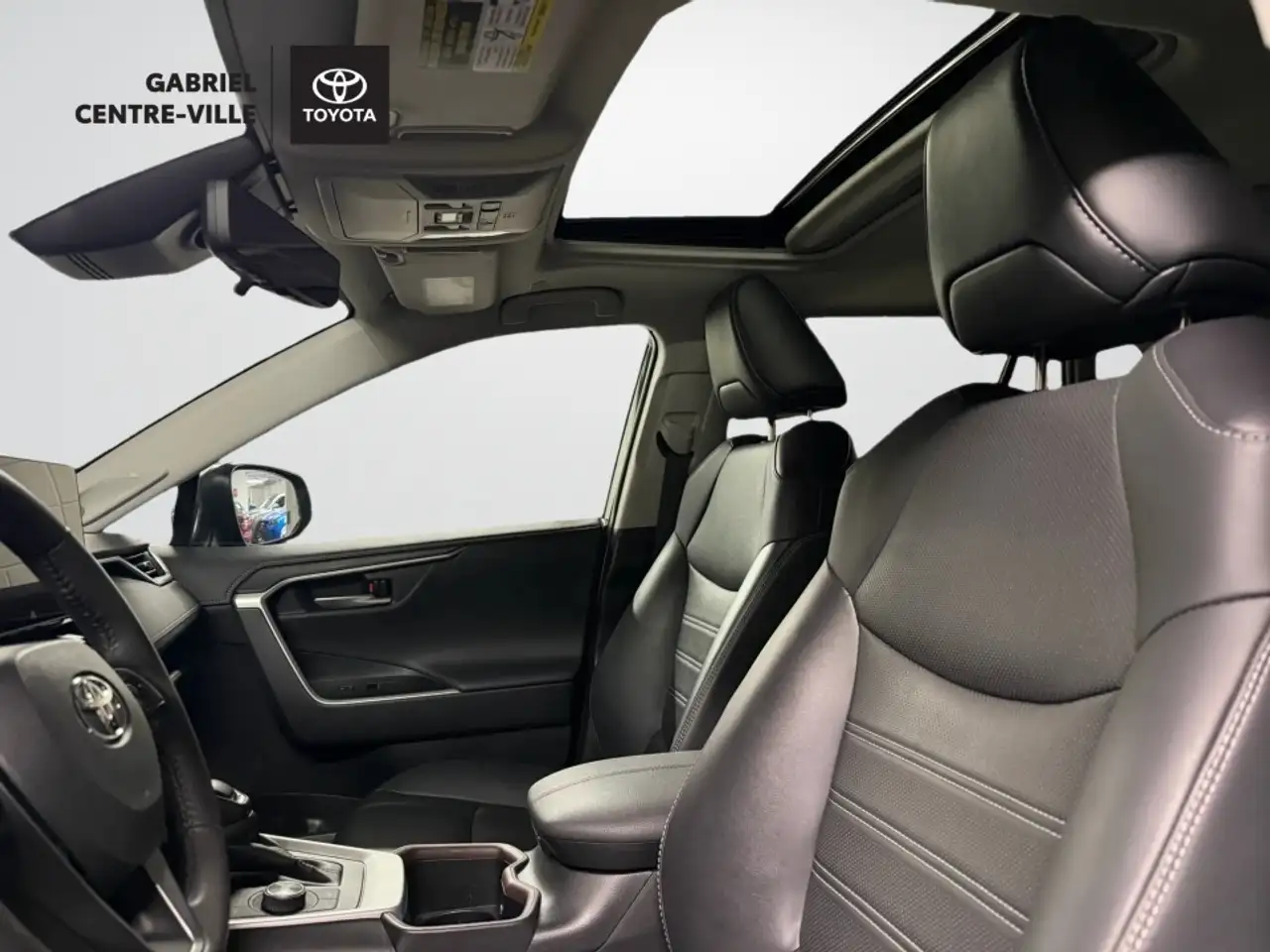 Toyota RAV 4 photo Toyota RAV 4