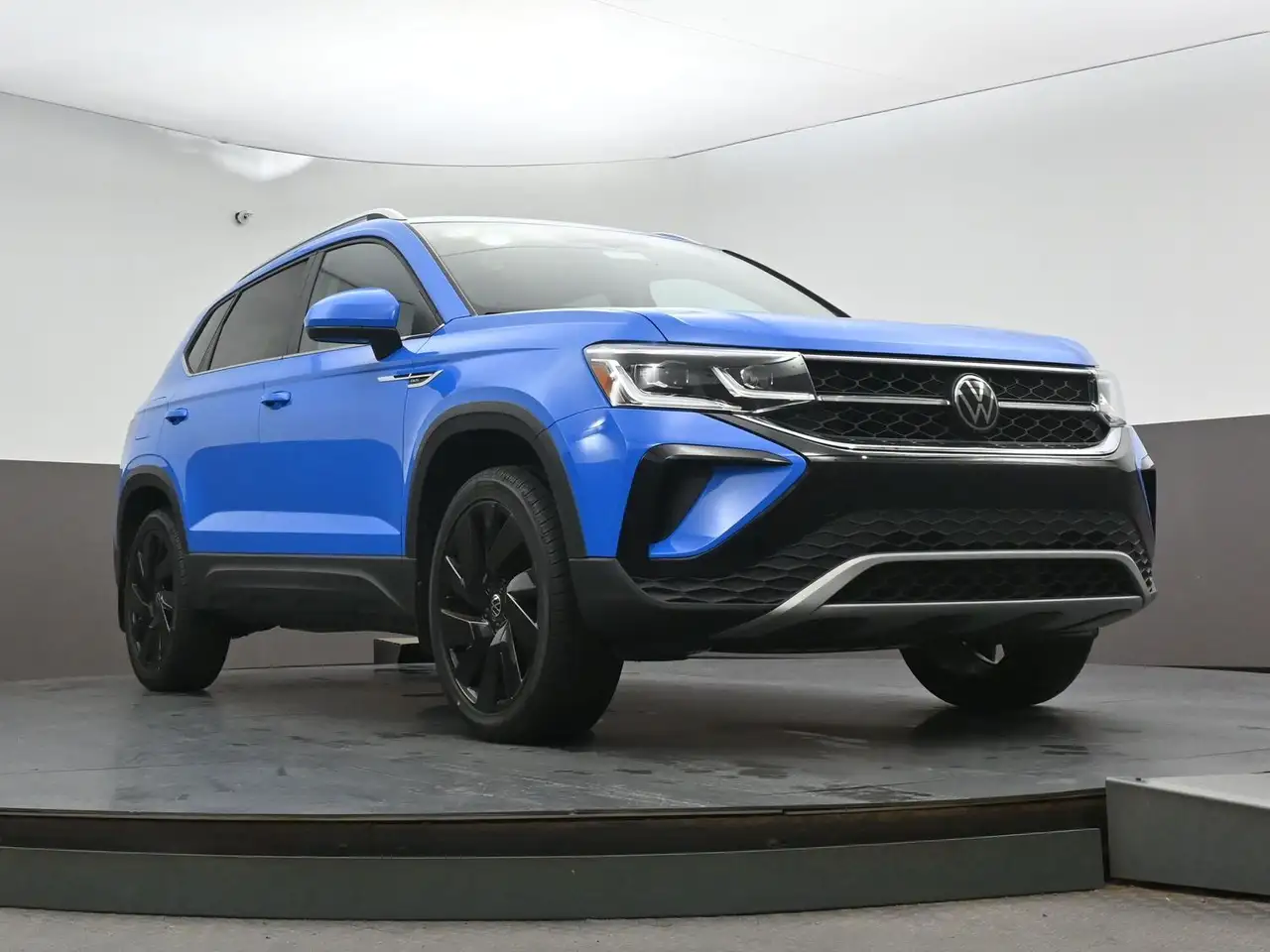 Volkswagen Taos снимка Volkswagen Taos