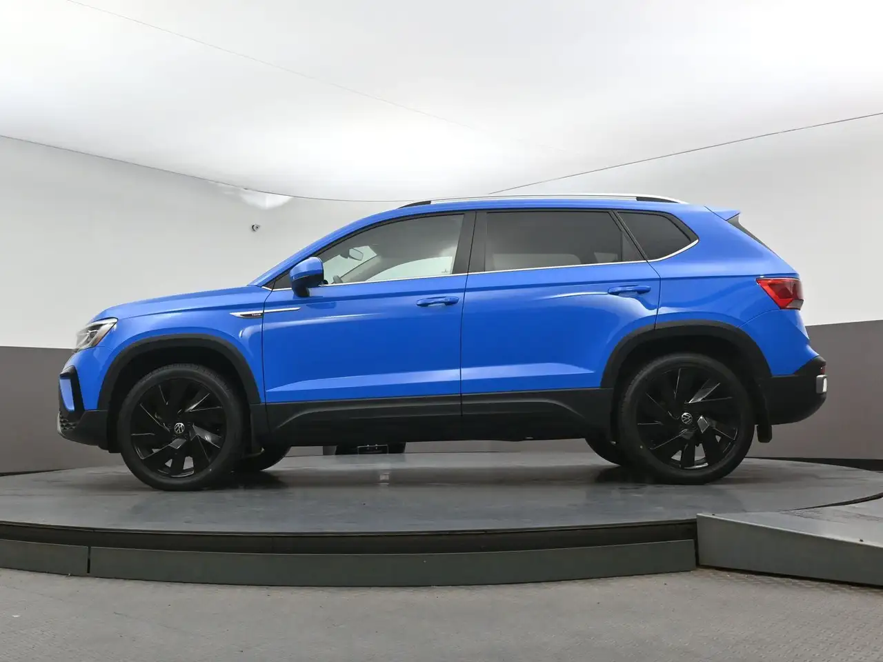 Volkswagen Taos снимка Volkswagen Taos