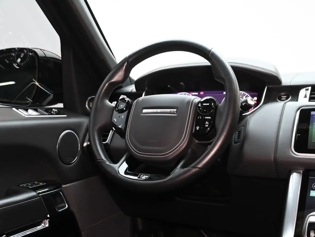 Land Rover Range Rover Sport снимка Land Rover Range Rover Sport