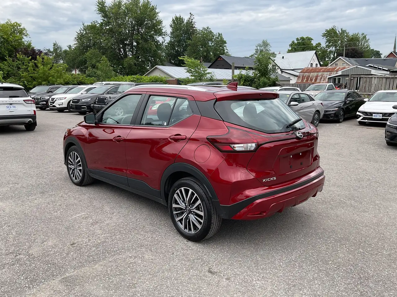 2025 Nissan Kicks
