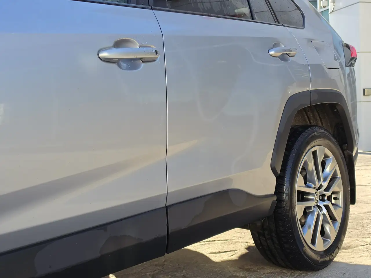 Toyota RAV 4 снимка Toyota RAV 4