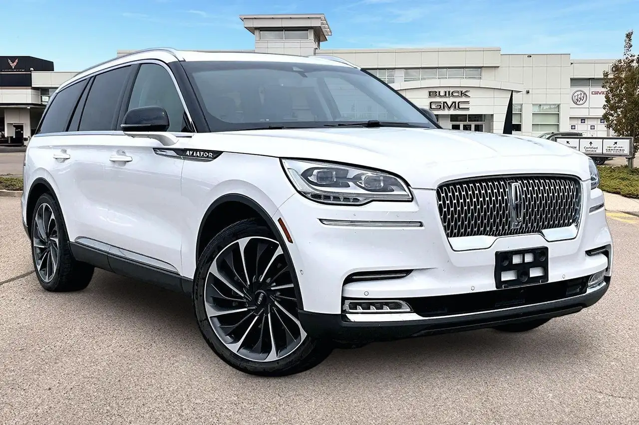 Lincoln Aviator снимка Lincoln Aviator