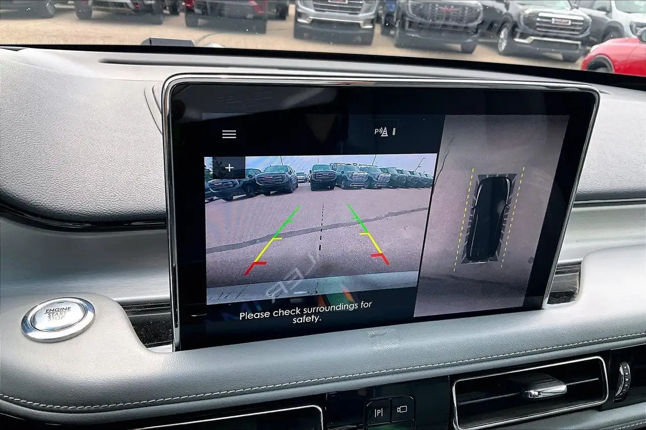 Lincoln Aviator снимка Lincoln Aviator