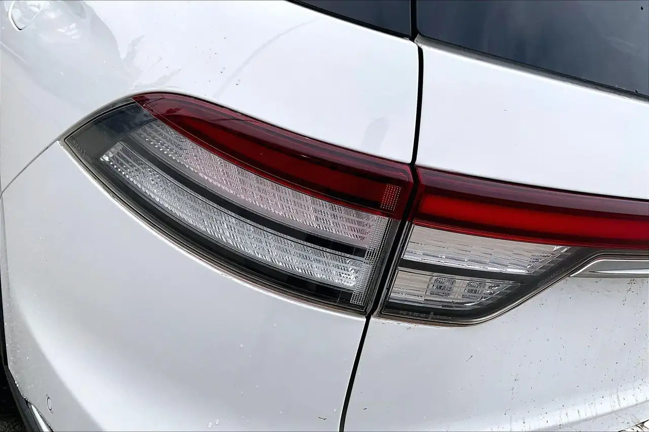 Lincoln Aviator снимка Lincoln Aviator