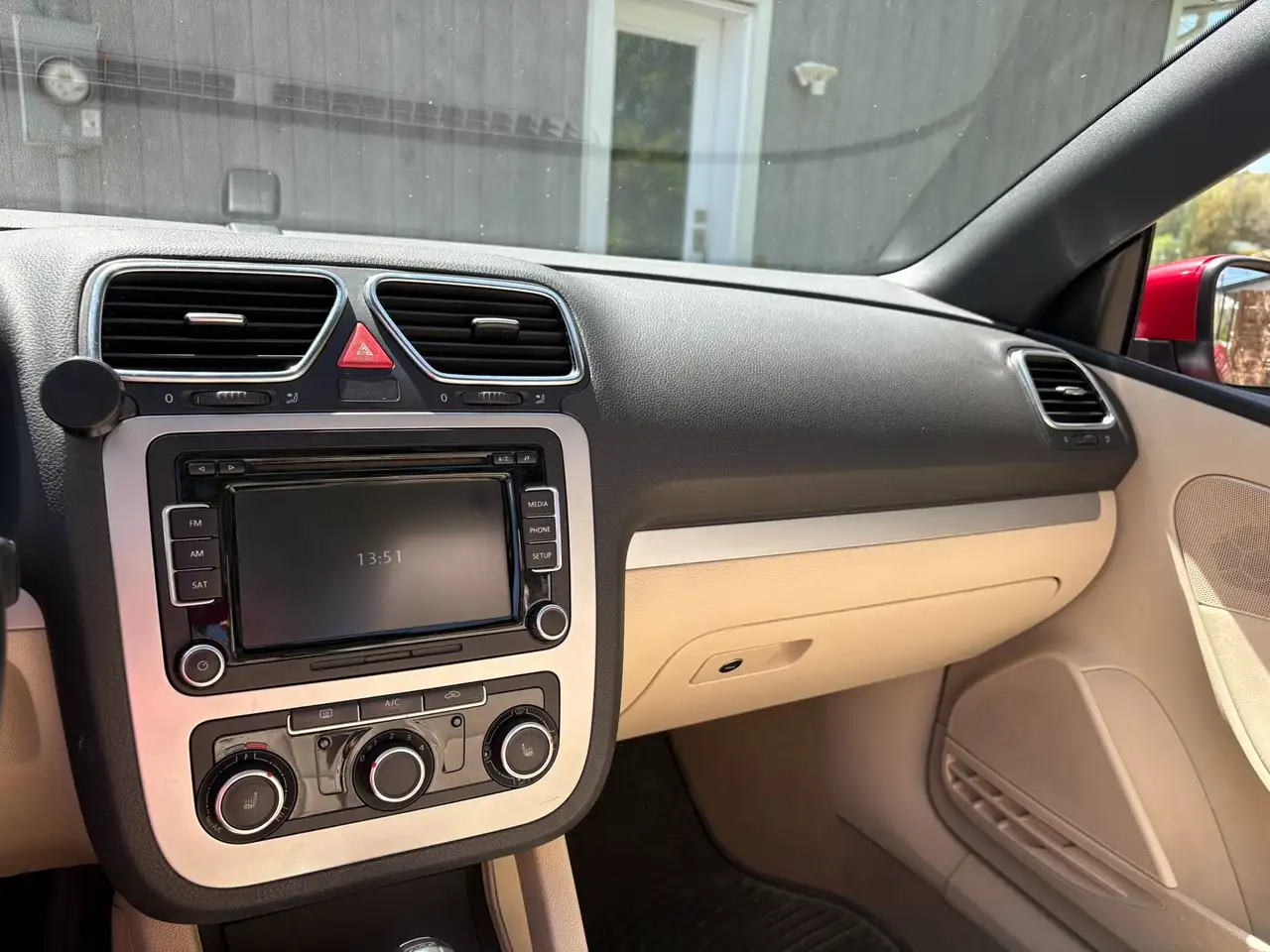 Volkswagen Eos photo Volkswagen Eos