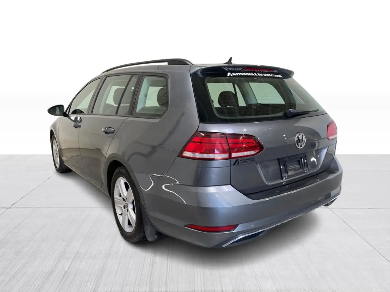 Volkswagen Golf photo Volkswagen Golf