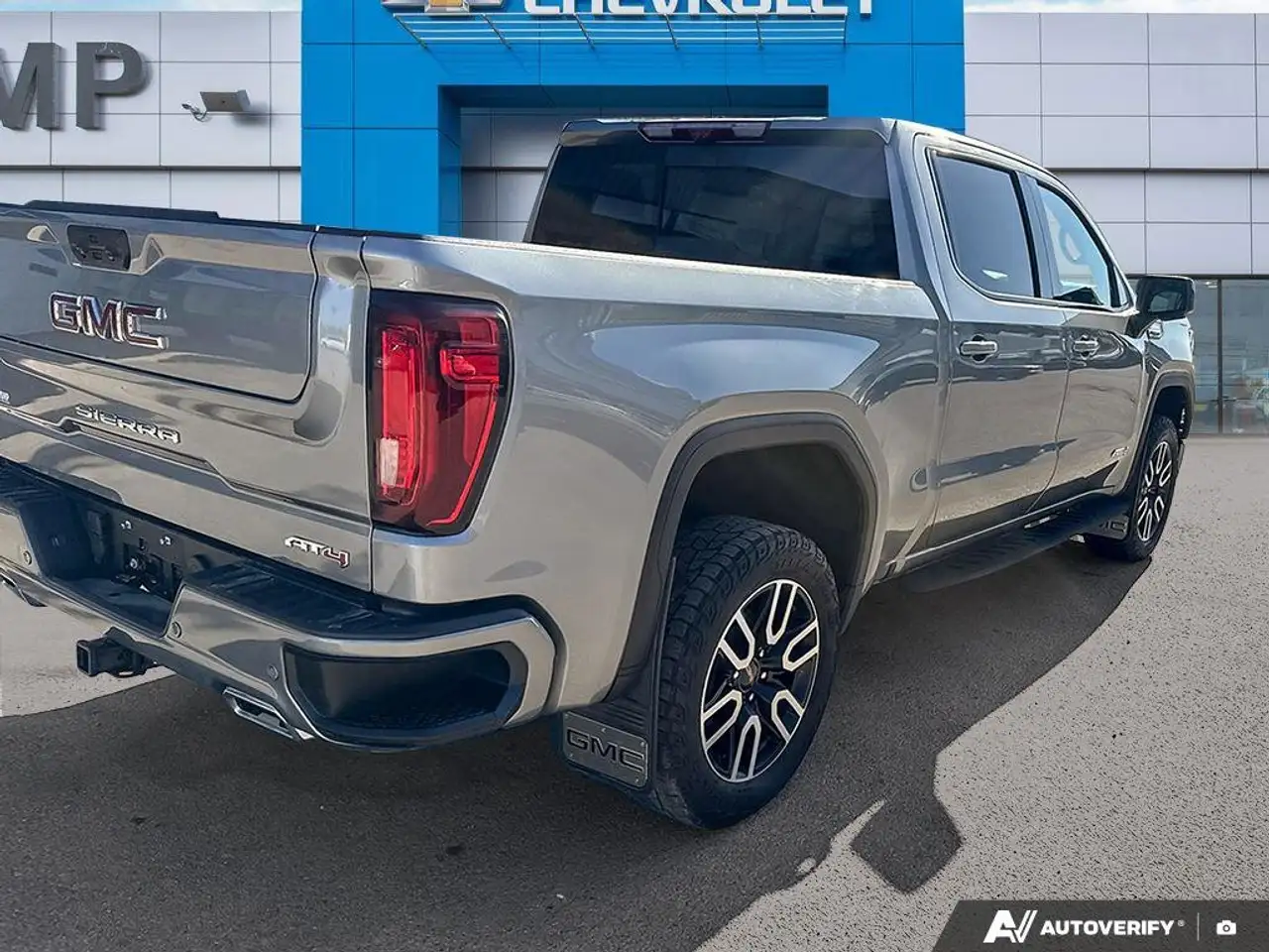 GMC Sierra 1500 снимка GMC Sierra 1500